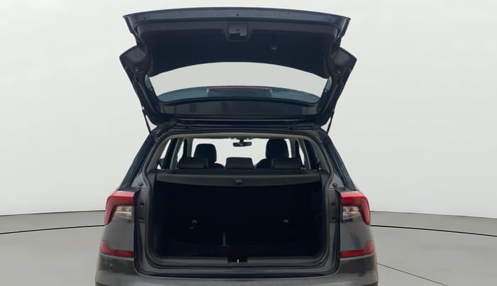 2021 Skoda KUSHAQ STYLE 1.5L TSI DSG, Petrol, Automatic, 27,793 km, Boot Door Open