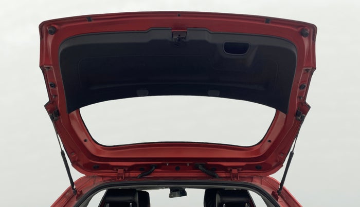 2021 Tata ALTROZ XZ PETROL, Petrol, Manual, 86,202 km, Boot Door Open