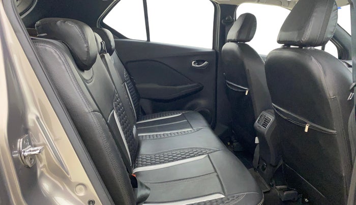 2021 Nissan Kicks XV 1.5, Petrol, Manual, 58,942 km, Right Side Rear Door Cabin