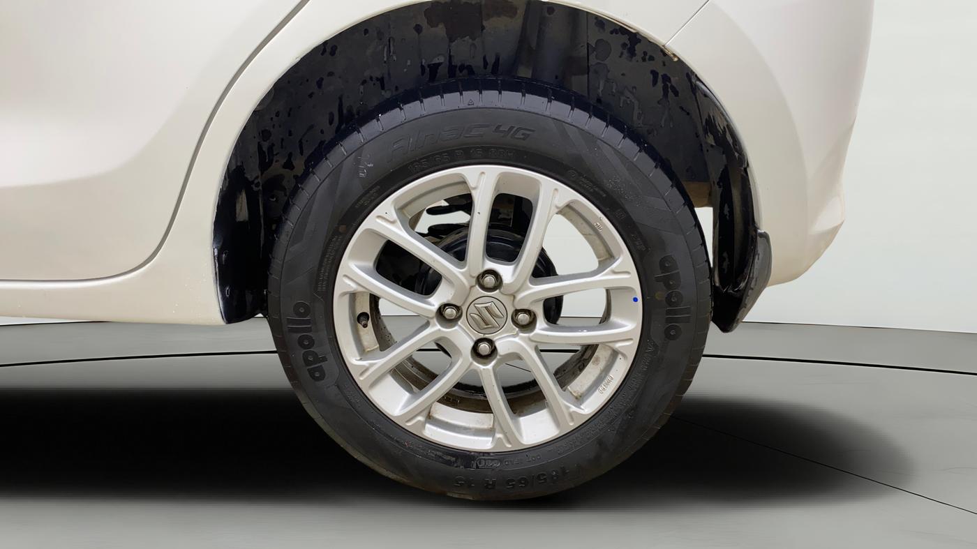 2018 Maruti Swift ZDI, Diesel, Manual, 81,478 km, Left Rear Wheel