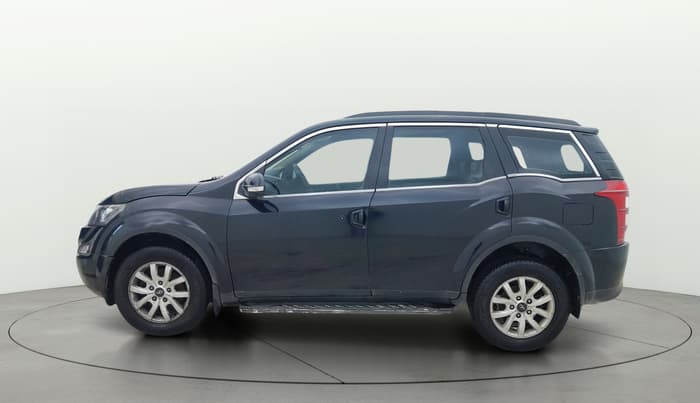 2015 Mahindra XUV500 W10, Diesel, Manual, 1,13,300 km, Left Side