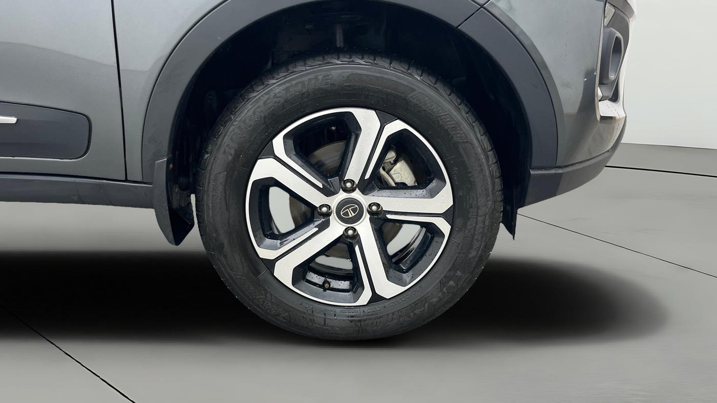 2022 Tata NEXON XZ PLUS PETROL, Petrol, Manual, 26,541 km, Right Front Wheel