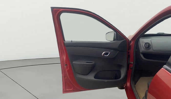 2018 Renault Kwid RXT 1.0 AMT (O), Petrol, Automatic, 44,598 km, LHS Front Door