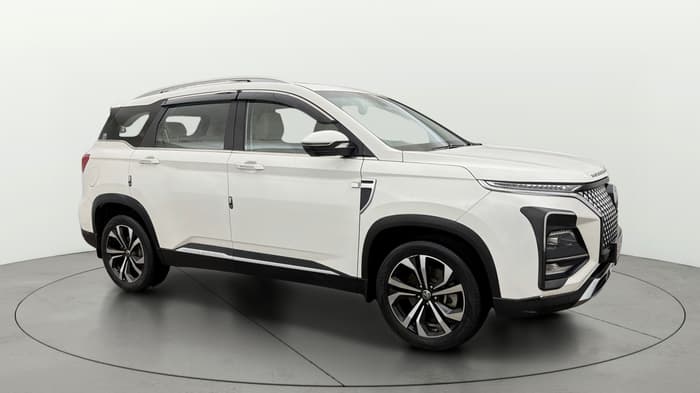2024 MG HECTOR SMART PRO 1.5 TURBO MT PETROL, Petrol, Manual, 50,804 km, Right Front Diagonal