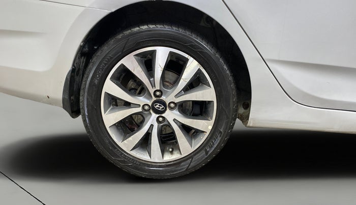 2014 Hyundai Verna FLUIDIC 1.4 VTVT CX, Petrol, Manual, 63,867 km, Right Rear Wheel