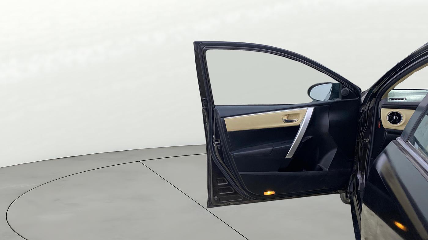 2017 Toyota Corolla Altis GL PETROL, Petrol, Manual, 73,814 km, LHS Front Door
