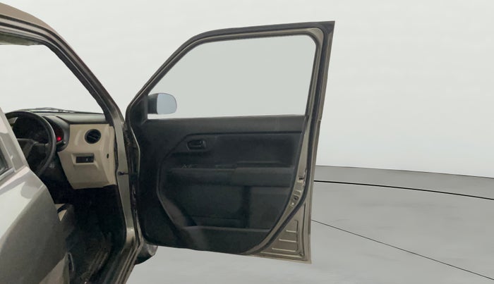 2022 Maruti New Wagon-R LXI 1.0, Petrol, Manual, 6,059 km, RHS Front Door