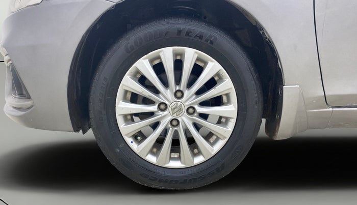 2018 Maruti Ciaz DELTA 1.5 SHVS MT PETROL, Petrol, Manual, 29,750 km, Left Front Wheel