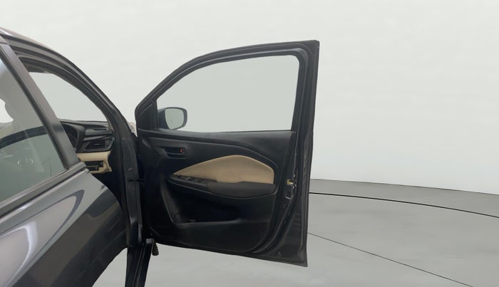 2022 Toyota Glanza S, Petrol, Manual, 77,418 km, RHS Front Door