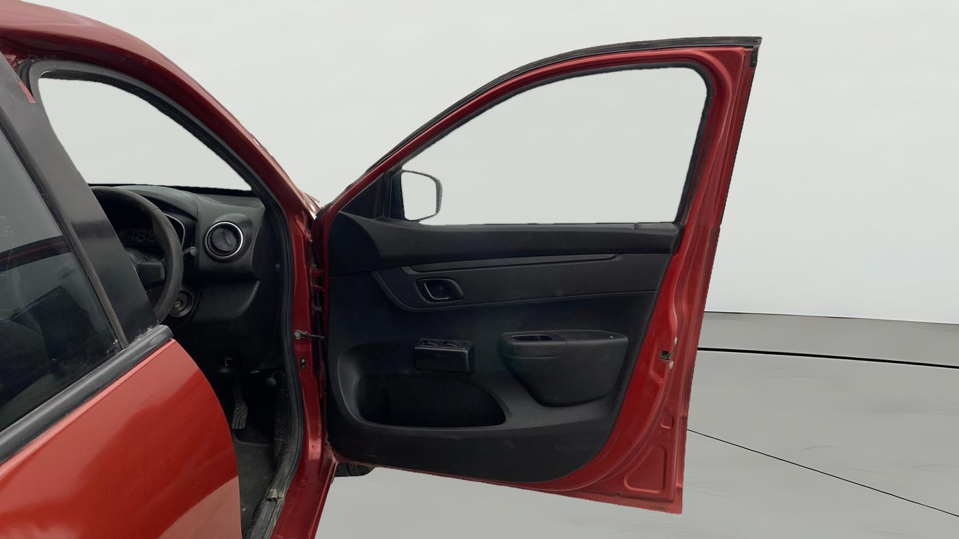 2017 Renault Kwid RXL, Petrol, Manual, 77,631 km, RHS Front Door