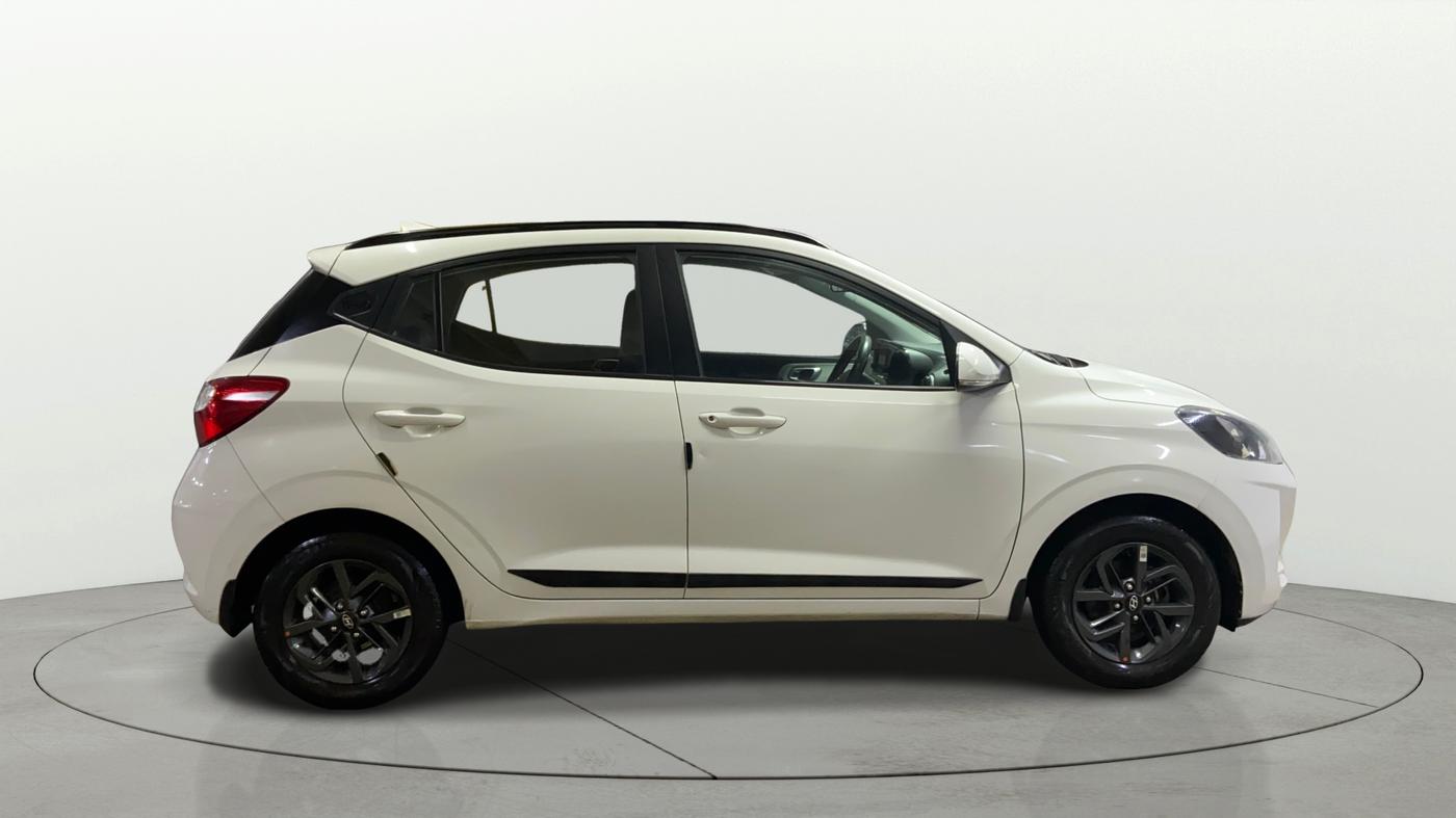 2022 Hyundai GRAND I10 NIOS SPORTZ 1.2 KAPPA VTVT, Petrol, Manual, 30,334 km, Right Side View