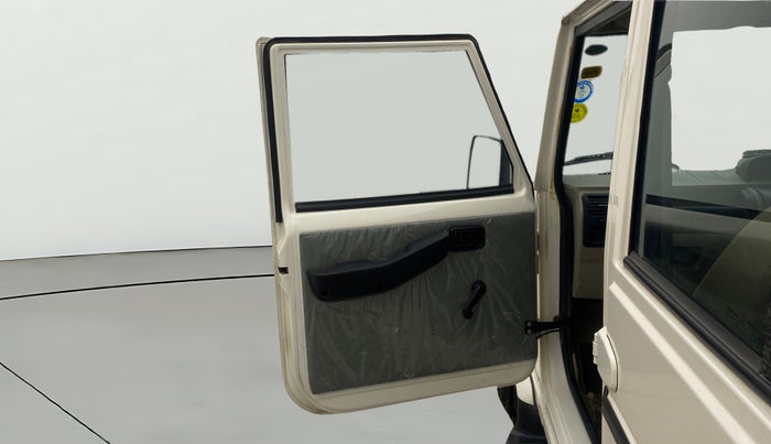 2021 Mahindra Bolero B4, Diesel, Manual, 67,014 km, LHS Front Door