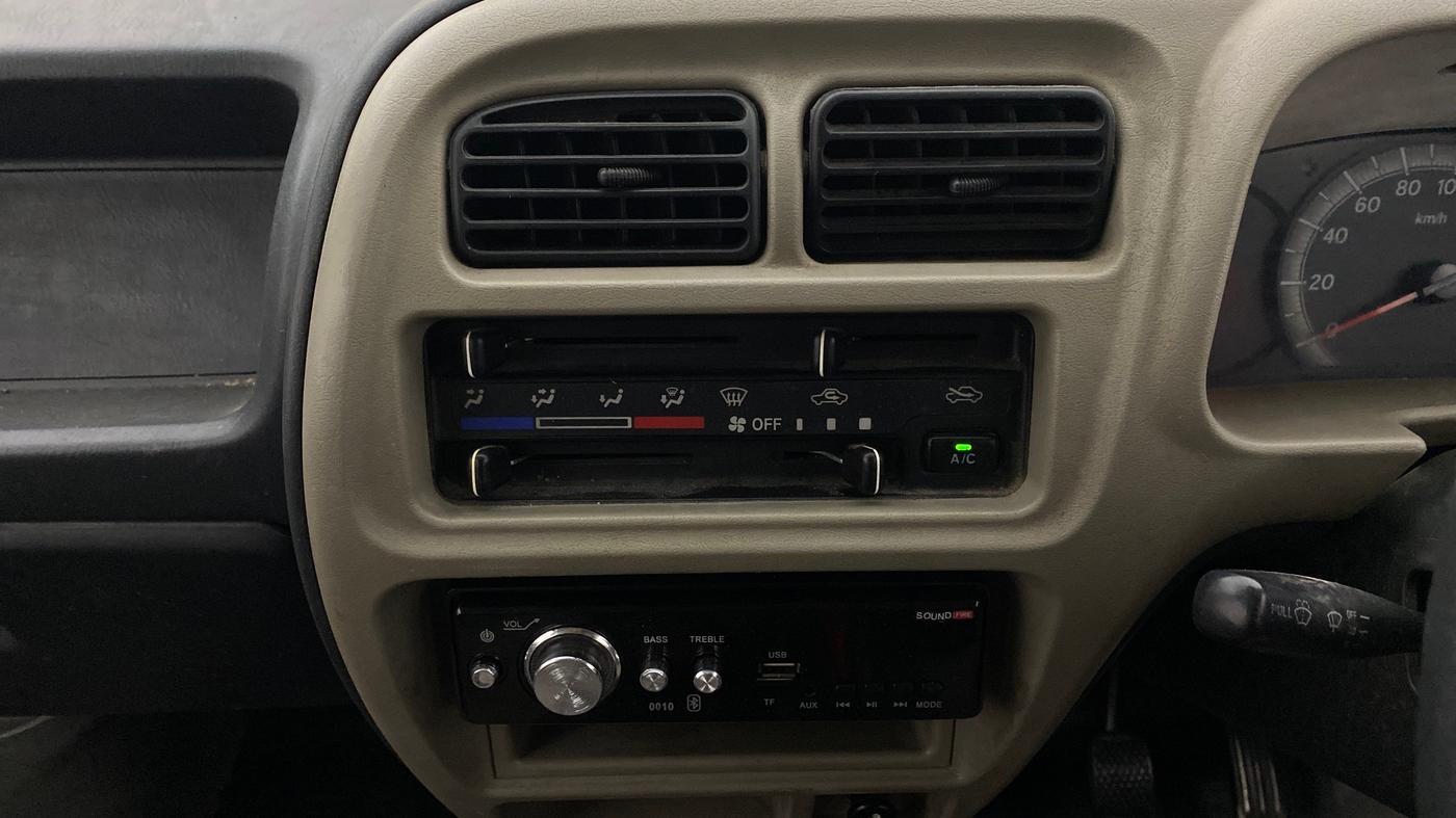 2014 Maruti Eeco 5 STR WITH A/C+HTR, Petrol, Manual, 30,148 km, Air Conditioner