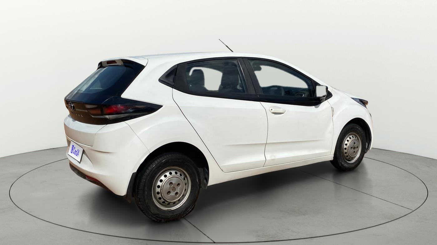 2020 Tata ALTROZ XM PETROL, Petrol, Manual, 1,20,795 km, Right Back Diagonal
