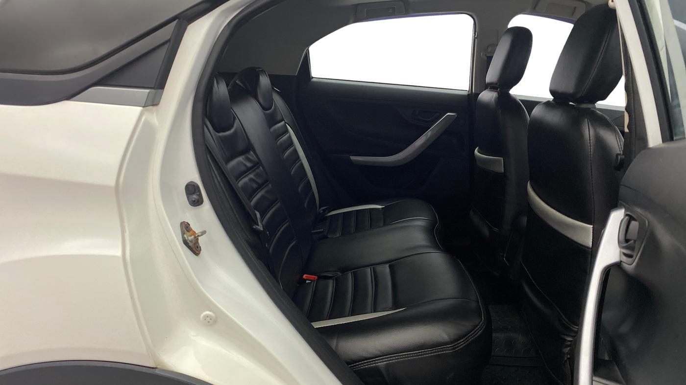 2021 Tata NEXON XM SUNROOF PETROL, Petrol, Manual, 42,861 km, Right Side Rear Door Cabin