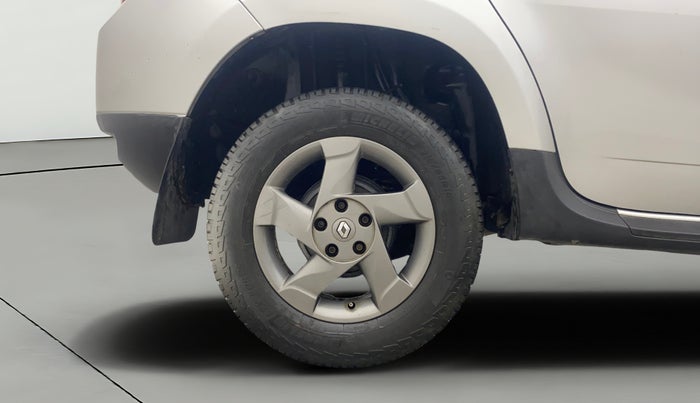 2015 Renault Duster 110 PS RXL DIESEL, Diesel, Manual, 1,08,400 km, Right Rear Wheel