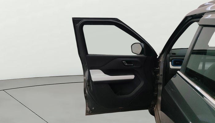 2023 Tata PUNCH CREATIVE  MT, Petrol, Manual, 14,073 km, LHS Front Door