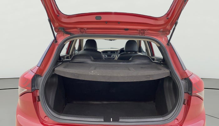 2016 Hyundai Elite i20 SPORTZ 1.4 CRDI, Diesel, Manual, 73,206 km, Boot Open Zoomed View