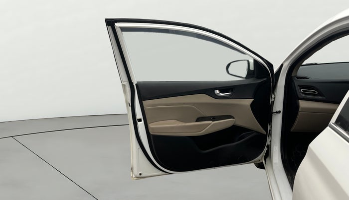 2022 Hyundai Verna SX (O) 1.5 VTVT IVT, Petrol, Automatic, 42,753 km, LHS Front Door