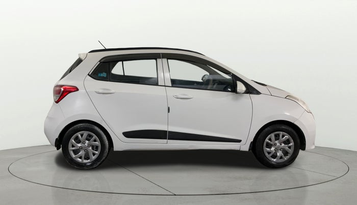 2017 Hyundai Grand i10 SPORTZ (O) 1.2 KAPPA VTVT, CNG, Manual, 86,122 km, Right Side View