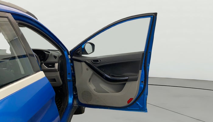 2019 Tata NEXON XT PLUS PETROL, Petrol, Manual, 61,550 km, RHS Front Door