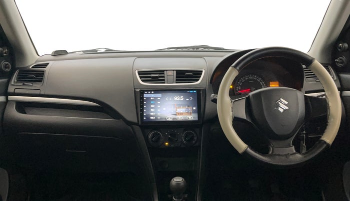 2014 Maruti Swift LXI (O), Petrol, Manual, 67,208 km, Dashboard