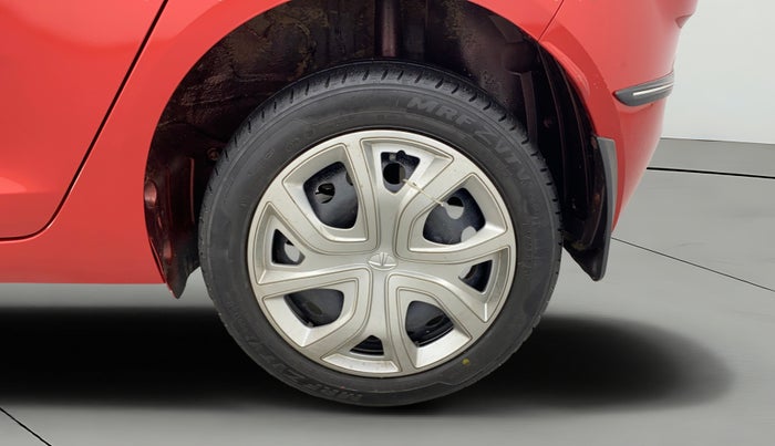 2020 Tata ALTROZ XT PETROL, Petrol, Manual, 35,713 km, Left Rear Wheel