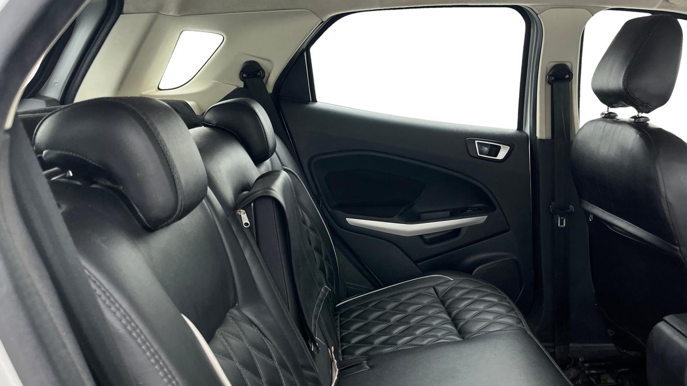 2018 Ford Ecosport TITANIUM 1.5L DIESEL, Diesel, Manual, 1,08,559 km, Right Side Rear Door Cabin