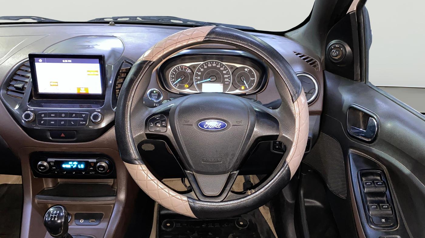 2019 Ford FREESTYLE TITANIUM 1.2 PETROL, Petrol, Manual, 58,471 km, Steering Wheel Close Up