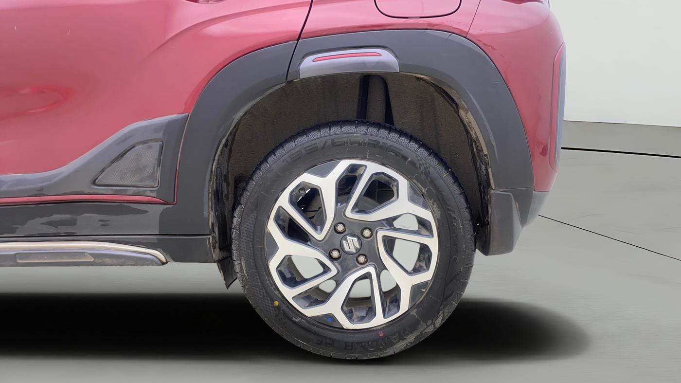 2024 Maruti FRONX ALPHA 1.0L TURBO 6 AT, Petrol, Automatic, 37,751 km, Left Rear Wheel