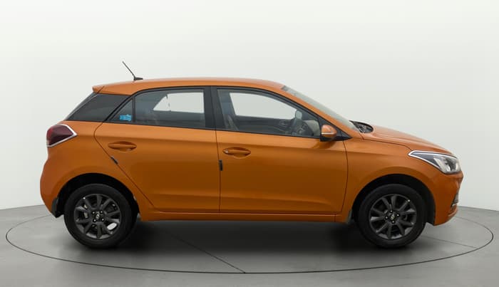 2019 Hyundai Elite i20 SPORTZ PLUS 1.2, Petrol, Manual, 79,054 km, Right Side View