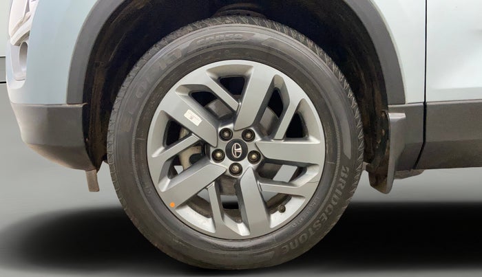2022 Tata Safari XT PLUS, Diesel, Manual, 39,402 km, Left Front Wheel