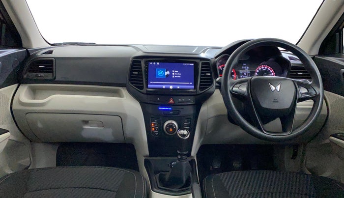2023 Mahindra XUV300 W4 1.2 PETROL, Petrol, Manual, 30,416 km, Dashboard