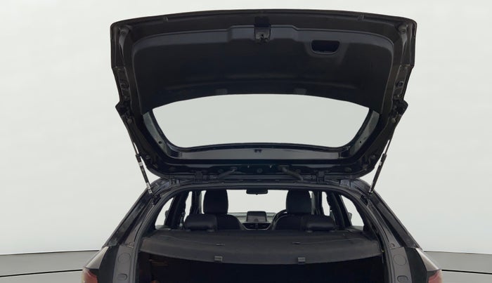 2021 Tata ALTROZ XZ PLUS PETROL DARK EDITION, Petrol, Manual, 36,554 km, Boot Door Open