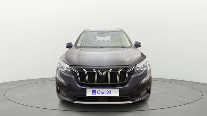 2024 Mahindra XUV700 AX 7 LUXURY P AT 7 STR, Petrol, Automatic, 40,980 km, Front