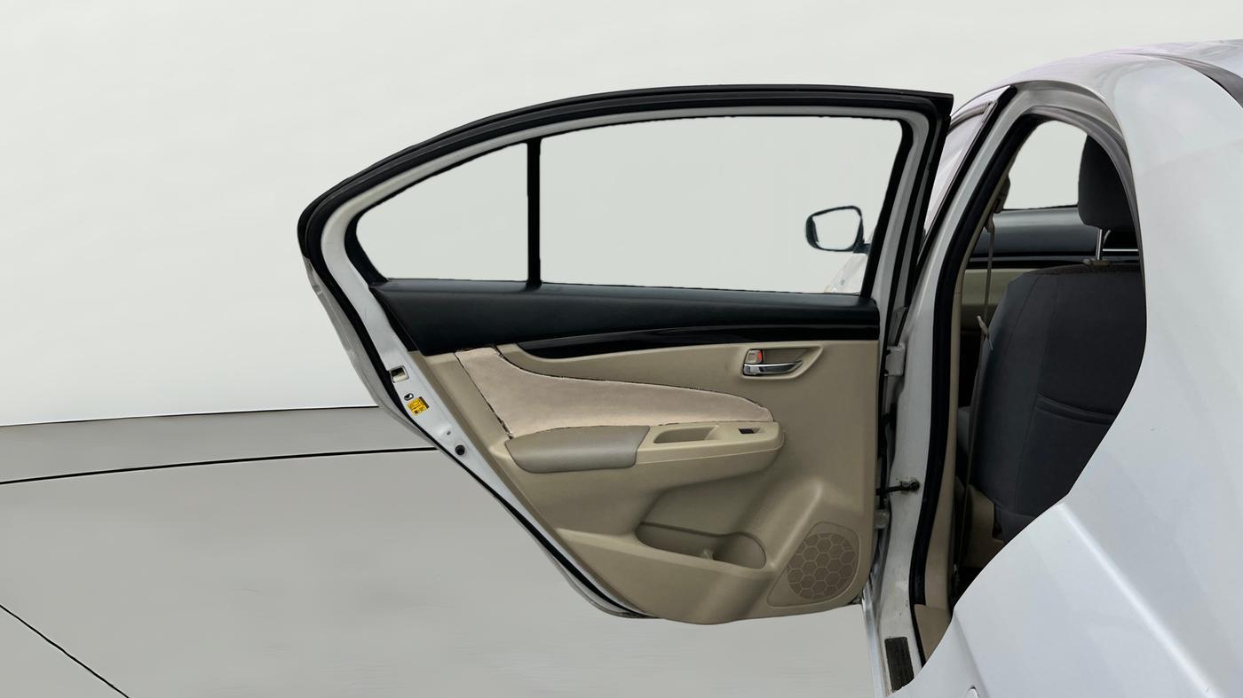 2016 Maruti Ciaz VXI+AT, Petrol, Automatic, 1,20,281 km, LHS Rear Door