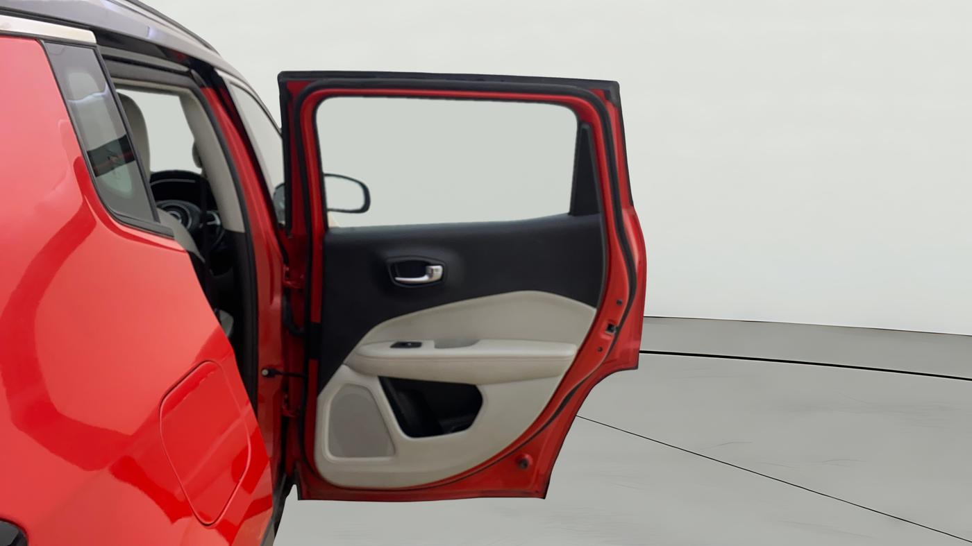 2019 Jeep Compass LIMITED PLUS DIESEL, Diesel, Manual, 1,04,439 km, RHS Rear Door