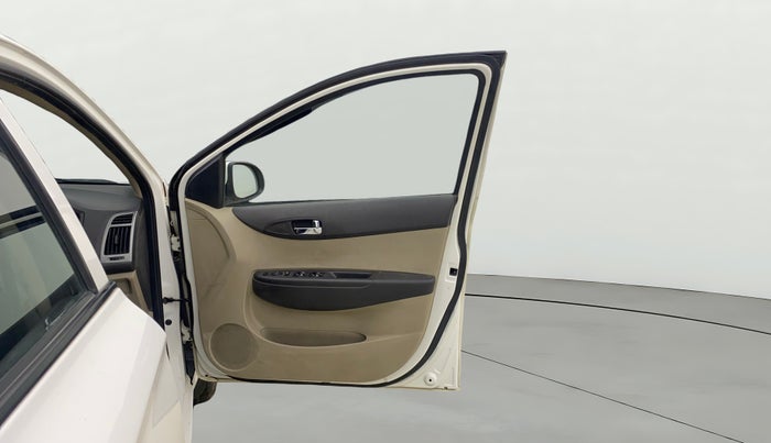 2013 Hyundai i20 MAGNA 1.2, Petrol, Manual, 66,167 km, RHS Front Door