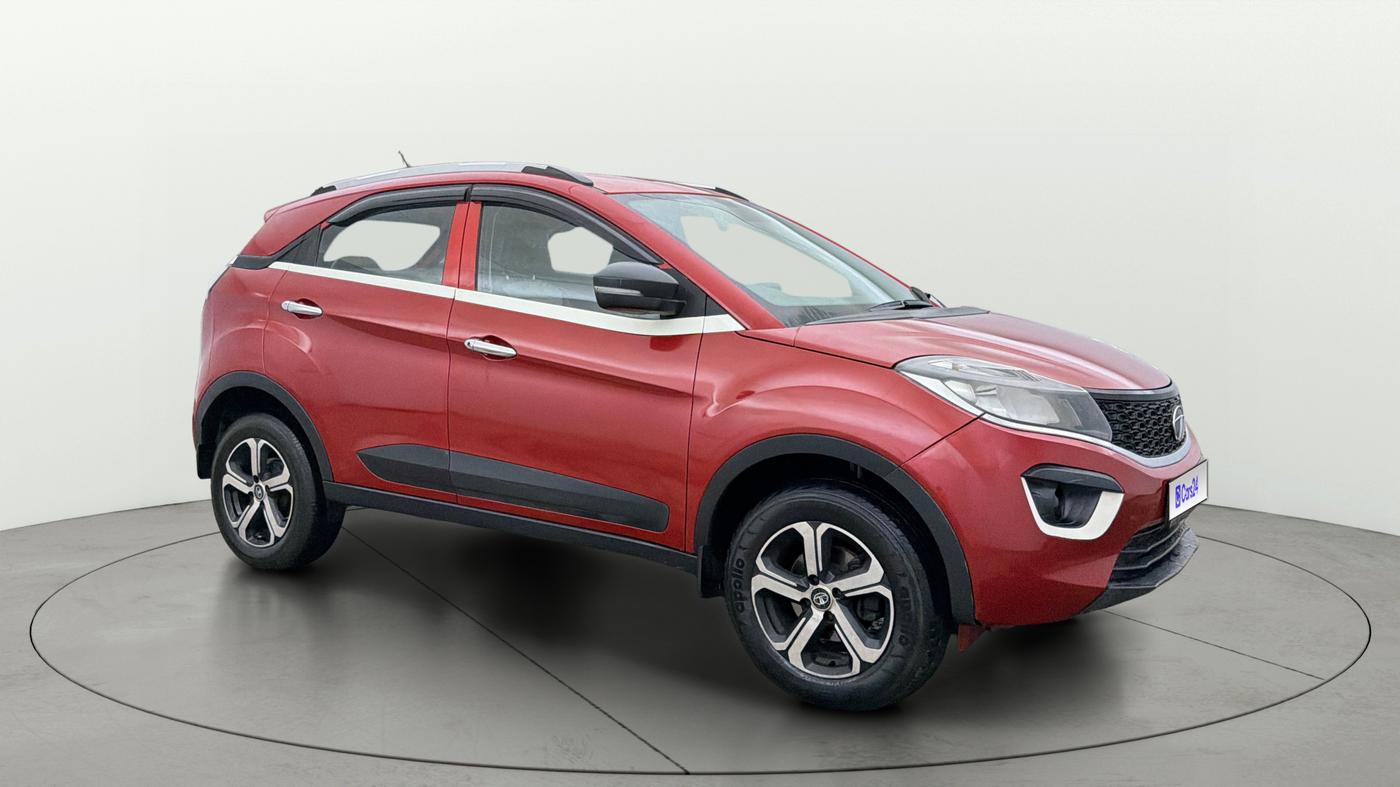 2018 Tata NEXON XM PETROL, CNG, Manual, 1,04,939 km, SRP
