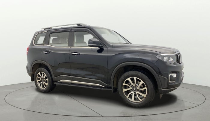 2022 Mahindra SCORPIO-N Z8 L PETROL AT 7 STR, Petrol, Automatic, 37,579 km, Right Front Diagonal