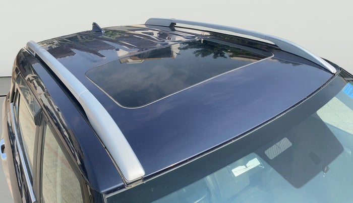 2020 Hyundai VENUE SX 1.0 (O) TURBO, Petrol, Manual, 87,377 km, Roof