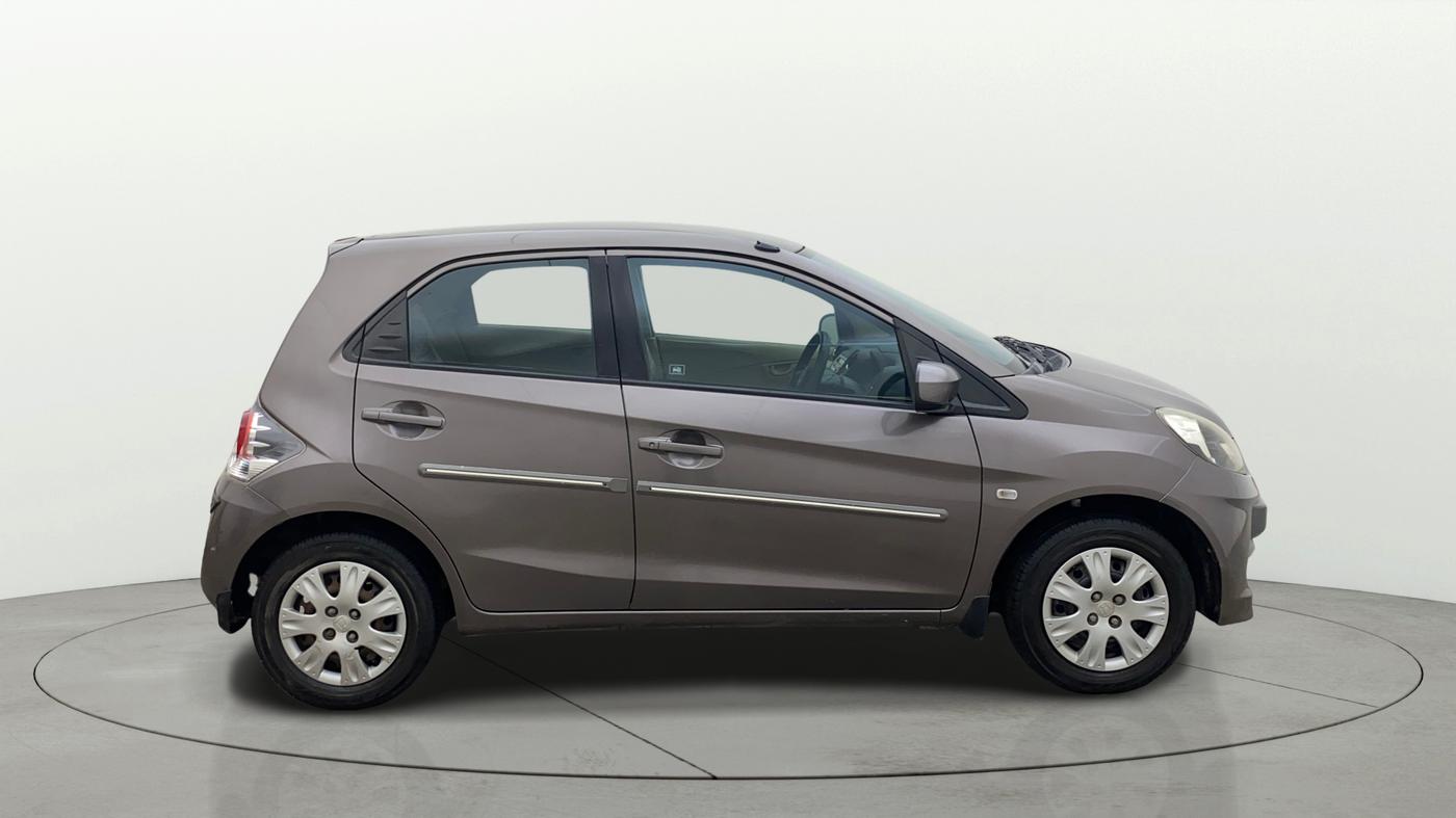 2013 Honda Brio S MT, Petrol, Manual, 1,01,790 km, Right Side View