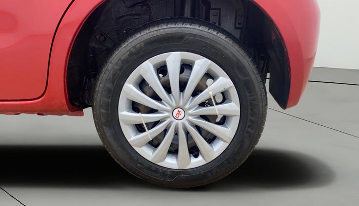 2012 Toyota Etios Liva GD, Diesel, Manual, 65,998 km, Left Rear Wheel