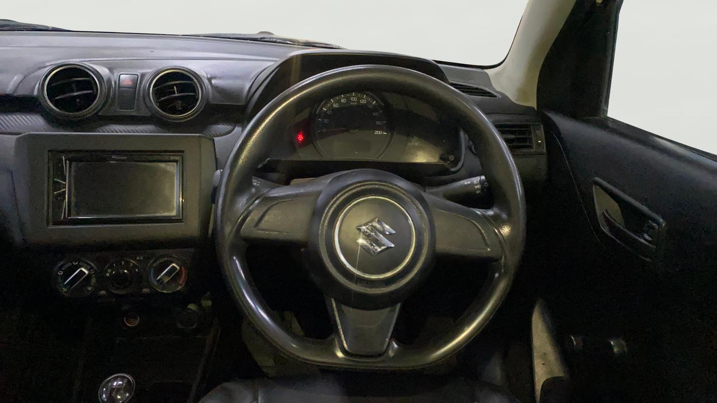 2020 Maruti Swift LXI, Petrol, Manual, 61,971 km, Steering Wheel Close Up