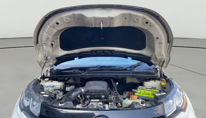 2020 Tata NEXON XM PETROL, Petrol, Manual, 75,060 km, Open Bonet