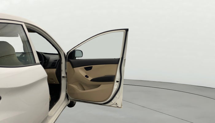 2018 Hyundai Eon ERA +, Petrol, Manual, 72,447 km, RHS Front Door