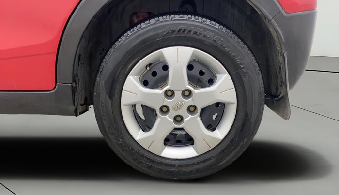 2021 Mahindra XUV300 W6 1.2 PETROL AMT, Petrol, Automatic, 47,970 km, Left Rear Wheel