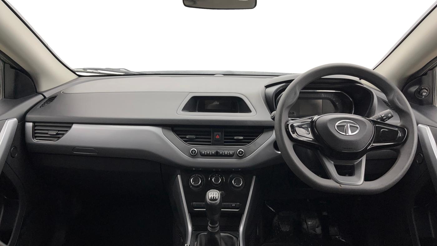 2020 Tata NEXON XE PETROL, Petrol, Manual, 18,536 km, Dashboard