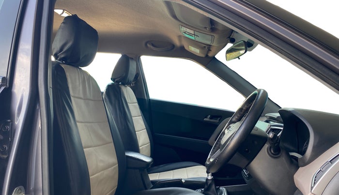 2016 Hyundai Creta SX PLUS 1.6 PETROL, Petrol, Manual, 1,32,816 km, Right Side Front Door Cabin