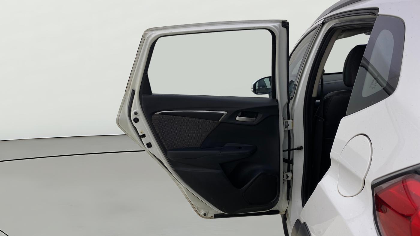 2018 Honda WR-V 1.2L I-VTEC VX MT, CNG, Manual, 1,24,680 km, LHS Rear Door